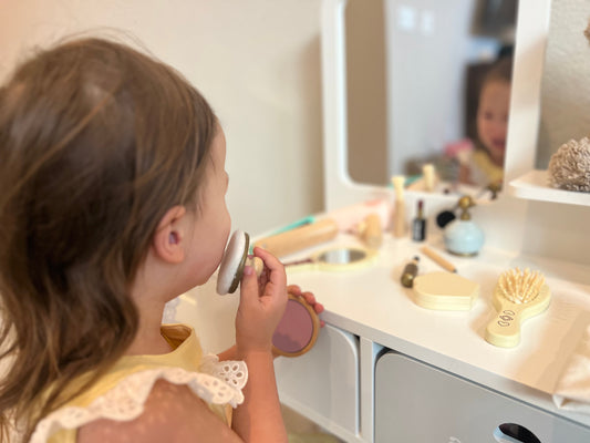 The Magic of Pretend Play: Supporting Your Child’s Imaginative World