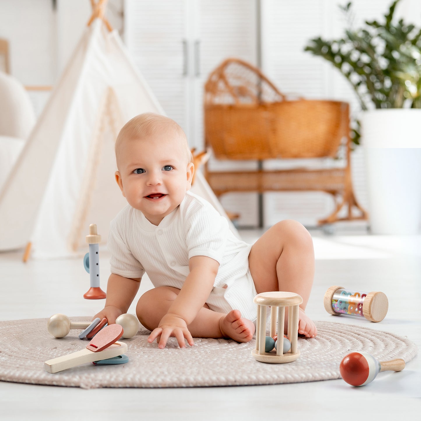 6-Piece Baby Rattle & Musical Instrument Set – Natural Wood for Sensory & Sound Discovery